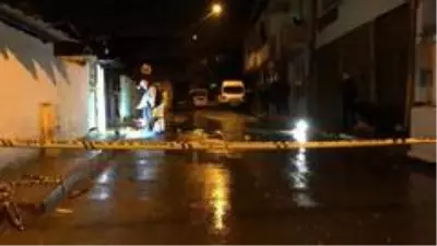 Kocaeli'de kan donduran cinayet Kocaeli'de kan donduran cinayet
