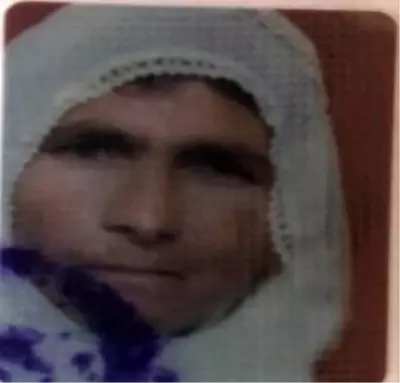 Oğlu toprağa verildikten 1 saat sonra anne de koronadan öldü Oğlu toprağa verildikten 1 saat sonra anne de koronadan öldü