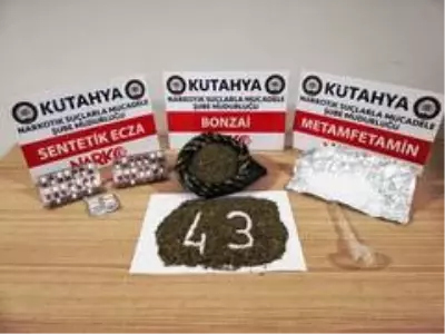 Son dakika haber: Kütahya'da uyuşturucu operasyonu: 4 gözaltı Son dakika haber: Kütahya'da uyuşturucu operasyonu: 4 gözaltı