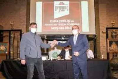 Meram'da Aymanas Evleri'nde anahtar teslim edilmeye başlandı Meram'da Aymanas Evleri'nde anahtar teslim edilmeye başlandı
