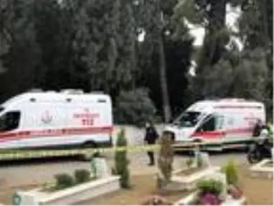 Mezarlıkta karşılaştığı kardeşi ve yengesini pompalı tüfekle vurdu Mezarlıkta karşılaştığı kardeşi ve yengesini pompalı tüfekle vurdu