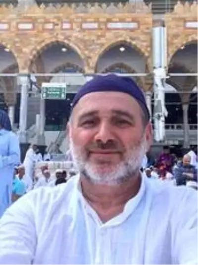 Koronadan ölen muhtar son yolculuğuna uğurlandı Koronadan ölen muhtar son yolculuğuna uğurlandı