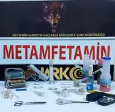 Nevşehir'de uyuşturucu taciri 2 kişi tutuklandı Nevşehir'de uyuşturucu taciri 2 kişi tutuklandı