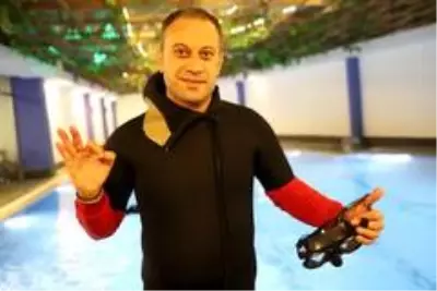 Ortopedik engeline rağmen farkındalık için dalış yaptı Ortopedik engeline rağmen farkındalık için dalış yaptı