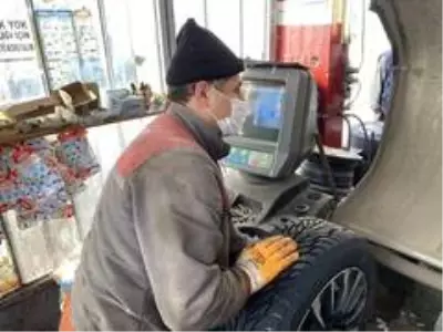 Ticari araçlar için zorunlu kış lastiği uygulaması bugün başladı Ticari araçlar için zorunlu kış lastiği uygulaması bugün başladı