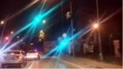 POLİSİN 'DUR' İHTARINA UYMAYAN KAMYONETİN SÜRÜCÜSÜ KAZA YAPTI; KOVALAMACA ANLARI KAMERADA POLİSİN 'DUR' İHTARINA UYMAYAN KAMYONETİN SÜRÜCÜSÜ KAZA YAPTI; KOVALAMACA ANLARI KAMERADA