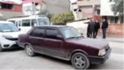 Son dakika haber! Polisten kaçan hırsızlık zanlıları, çalıntı otomobili terk edip kaçtı Son dakika haber! Polisten kaçan hırsızlık zanlıları, çalıntı otomobili terk edip kaçtı