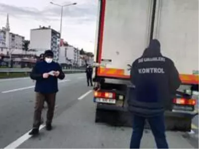 Rize'de 10 ton hamsiye el konuldu Rize'de 10 ton hamsiye el konuldu