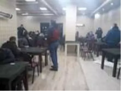 Son dakika haberi: Ruhsatsız iş yerinde kumar oynayan 38 kişiye 166 bin lira ceza Son dakika haberi: Ruhsatsız iş yerinde kumar oynayan 38 kişiye 166 bin lira ceza