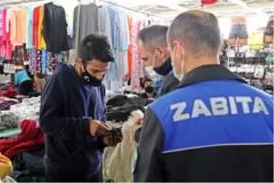 'Saatim geldi' deyip kaçan yaşlılar pazarcı esnafını kara kara düşündürüyor 'Saatim geldi' deyip kaçan yaşlılar pazarcı esnafını kara kara düşündürüyor