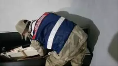 Son dakika... Siirt merkezli 8 ilde uyuşturucu operasyonu: 18 tutuklama Son dakika... Siirt merkezli 8 ilde uyuşturucu operasyonu: 18 tutuklama