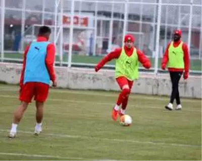Demir Grup Sivasspor, Villarreal maçı hazırlıklarına başladı Demir Grup Sivasspor, Villarreal maçı hazırlıklarına başladı