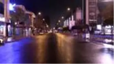 Sokağa çıkma kısıtlamasına uyuluyor Sokağa çıkma kısıtlamasına uyuluyor