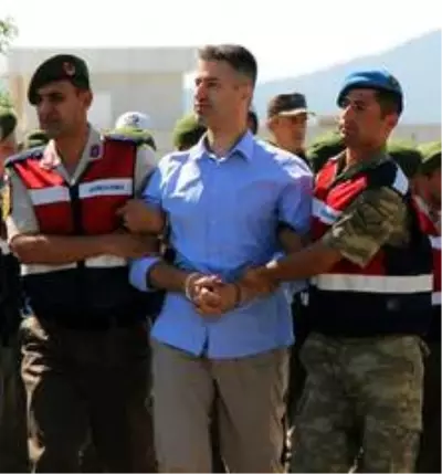 Suikast timinin 'Nitelikli yağma' duruşmasında iddia makamı esasa ilişkin mütalaasını verdi Suikast timinin 'Nitelikli yağma' duruşmasında iddia makamı esasa ilişkin mütalaasını verdi