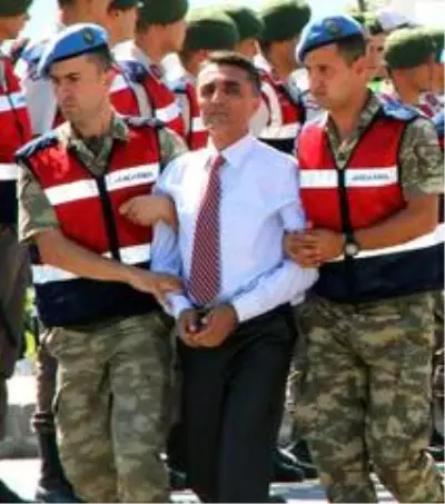 Suikast timinin 'Nitelikli yağma' duruşmasında iddia makamı esasa ilişkin mütalaasını verdi Suikast timinin 'Nitelikli yağma' duruşmasında iddia makamı esasa ilişkin mütalaasını verdi