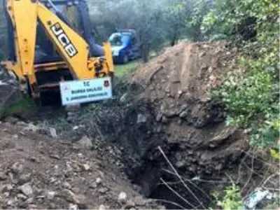 Tarihi Tirilye'de kaçak kazıya suçüstü Tarihi Tirilye'de kaçak kazıya suçüstü