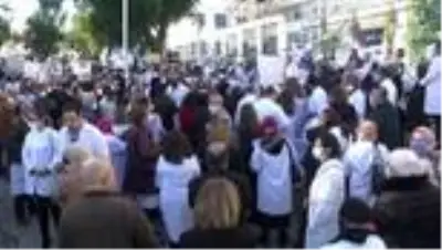 Tunus'ta doktorlar genel greve gitti Tunus'ta doktorlar genel greve gitti