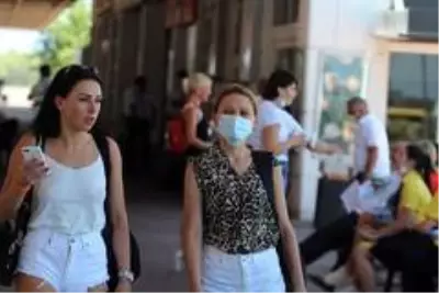 Turizmin başkenti Antalya'ya bu yıl yine en çok Ruslar geldi Turizmin başkenti Antalya'ya bu yıl yine en çok Ruslar geldi