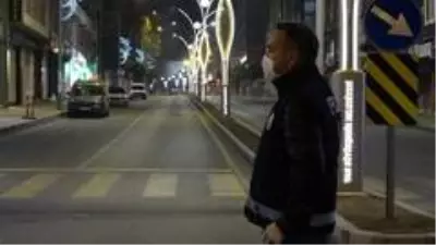 - Van'da ilk hafta içi sokağa çıkma kısıtlanması başladı - Van'da ilk hafta içi sokağa çıkma kısıtlanması başladı