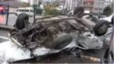 Yalova'da 6 aracın karıştığı zincirleme kaza: 1 ölü, 10 yaralı Yalova'da 6 aracın karıştığı zincirleme kaza: 1 ölü, 10 yaralı