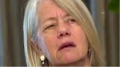Yeni Zelanda'nın Ankara Büyükelçisi Hinton: 'İki ülke tarihten gelen iyi ilişkilere sahip' Yeni Zelanda'nın Ankara Büyükelçisi Hinton: 'İki ülke tarihten gelen iyi ilişkilere sahip'