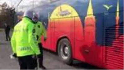 Zorunlu kış lastiği uygulaması başladı Zorunlu kış lastiği uygulaması başladı