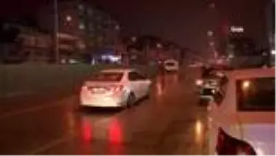 212 promil ile kısıtlamayı deldi, cezalar katlanınca efkardan maskeyi çıkarmadan sigara içmeye kalktı 212 promil ile kısıtlamayı deldi, cezalar katlanınca efkardan maskeyi çıkarmadan sigara içmeye kalktı