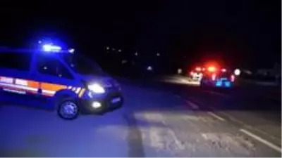 'Annem öldü' diyerek asılsız trafik kazası ihbarı yaptı, ekipler alarma geçti: Saatlerce aradılar 'Annem öldü' diyerek asılsız trafik kazası ihbarı yaptı, ekipler alarma geçti: Saatlerce aradılar