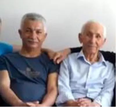 Son dakika haber: Baba ve oğlu farklı şehirlerde aynı gün koronavirüsten öldü Son dakika haber: Baba ve oğlu farklı şehirlerde aynı gün koronavirüsten öldü