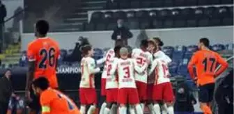 Nacer Chadli: Başakşehir, sahasında karşılaştığı Alman ekibi RB Leipzig'e 4-3 mağlup oldu Nacer Chadli: Başakşehir, sahasında karşılaştığı Alman ekibi RB Leipzig'e 4-3 mağlup oldu