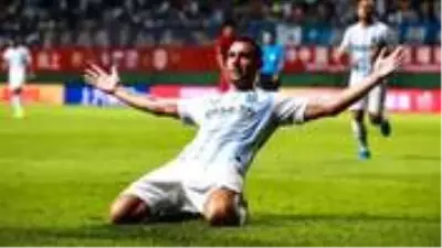 Beşiktaş'a döneceği konuşulan Tosic, Guangzhou ile yollarını ayırdı Beşiktaş'a döneceği konuşulan Tosic, Guangzhou ile yollarını ayırdı