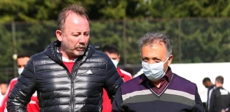 Beşiktaş Başkanı Çebi: Mustafa Denizli'yle görüştüğümüz yalan