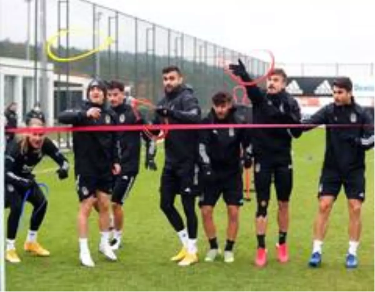 Beşiktaş kondisyon ve taktik çalıştı