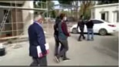 Mersin'de bir kişinin öldüğü şüpheli kazanın zanlıları 12 yıl sonra yakalandı Mersin'de bir kişinin öldüğü şüpheli kazanın zanlıları 12 yıl sonra yakalandı