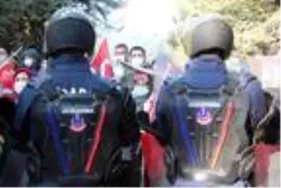 Bolu'da yaylada yıkım gerginliği Bolu'da yaylada yıkım gerginliği