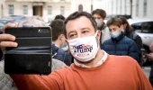 Boş sayfalardan oluşan 'Salvini'ye saygı duymak için nedenler' kitabı İtalya'da liste başı oldu