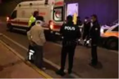 Boş yolda tünele düşen hafif ticari aracın sürücüsü ağır yaralandı Boş yolda tünele düşen hafif ticari aracın sürücüsü ağır yaralandı