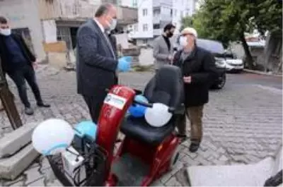 Canik Belediyesi'nden engelli vatandaşlara akülü araba dağıtımı Canik Belediyesi'nden engelli vatandaşlara akülü araba dağıtımı