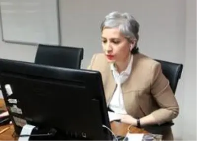 Çevrimiçi 'Yerelde Basın Buluşmaları'nın ilki İç Anadolu Bölgesi özelinde gerçekleştirildi Çevrimiçi 'Yerelde Basın Buluşmaları'nın ilki İç Anadolu Bölgesi özelinde gerçekleştirildi