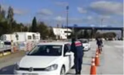 Edirne'de 170 kişiye 216 bin TL 'koronavirüs' cezası Edirne'de 170 kişiye 216 bin TL 'koronavirüs' cezası