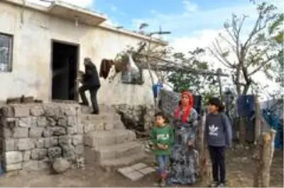 Engeli 'engel olmadı', ders çalıştığı okula memur olarak atandı Engeli 'engel olmadı', ders çalıştığı okula memur olarak atandı