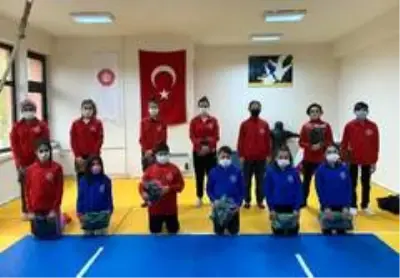 Ordu'da sporculara malzeme desteği Ordu'da sporculara malzeme desteği
