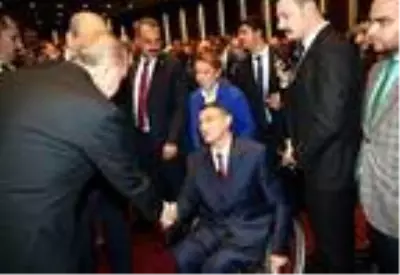 Son dakika haber: Gazi Jandarma Yüzbaşı Bahar azmiyle profesör oldu, Erdoğan'dan ödül aldı Son dakika haber: Gazi Jandarma Yüzbaşı Bahar azmiyle profesör oldu, Erdoğan'dan ödül aldı
