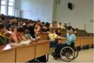 Son dakika haber: Gazi Jandarma Yüzbaşı Bahar azmiyle profesör oldu, Erdoğan'dan ödül aldı Son dakika haber: Gazi Jandarma Yüzbaşı Bahar azmiyle profesör oldu, Erdoğan'dan ödül aldı