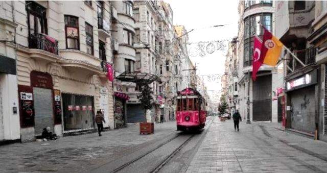 Hafta içi sokağa çıkma yasağı saatleri nasıl? İçişleri Bakanlığı Genelgesi ile 2 Aralık 2020 Sokağa çıkma yasağı saat kaçta başlıyor ve kaçta bitiyor?