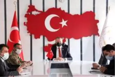 Hizan'da kurum amirleri toplantısı Hizan'da kurum amirleri toplantısı