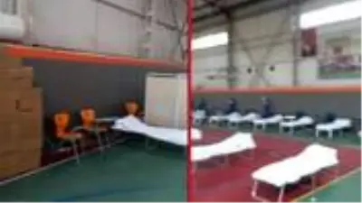İzmir Valiliği, salgın nedeniyle spor salonunun hastaneye çevrildiği iddiasını yalanladı İzmir Valiliği, salgın nedeniyle spor salonunun hastaneye çevrildiği iddiasını yalanladı