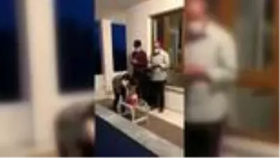Son dakika: Jandarma ekiplerinden evden çıkamayan kız çocuğuna doğum günü sürprizi Son dakika: Jandarma ekiplerinden evden çıkamayan kız çocuğuna doğum günü sürprizi