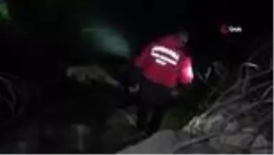 Köprüden baraj gölüne atlayan kadın bulunamadı Köprüden baraj gölüne atlayan kadın bulunamadı