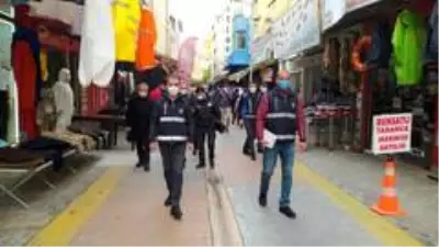 Kuralları hiçe sayan yabancı uyruklu şahıslar zabıta ekiplerinden kaçamadı Kuralları hiçe sayan yabancı uyruklu şahıslar zabıta ekiplerinden kaçamadı